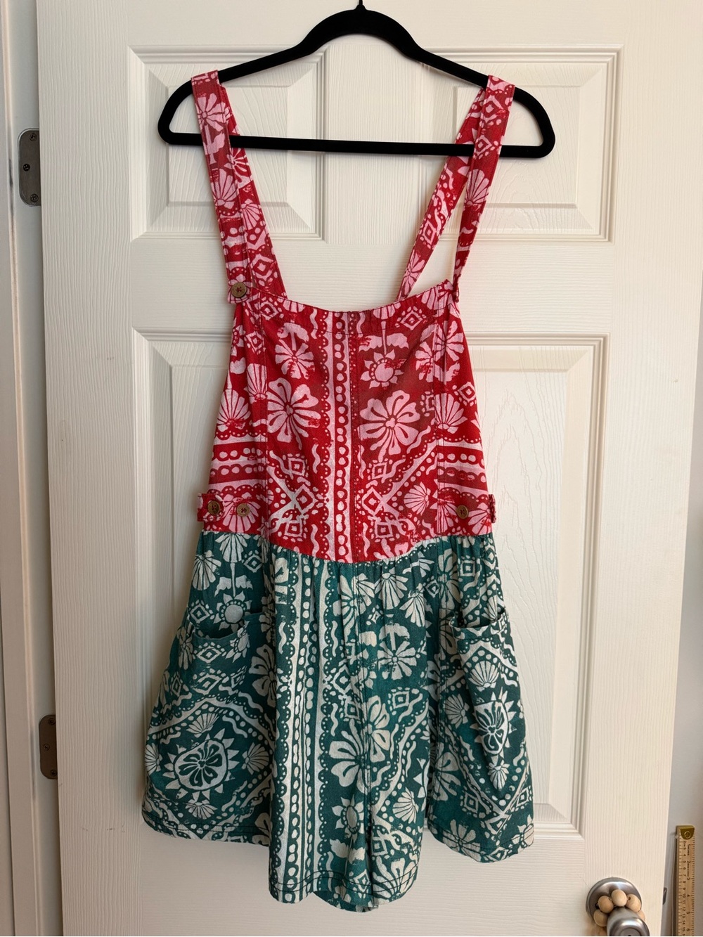Free People Floral Romper, 100% Cotton, adjustable buttons on waist & straps